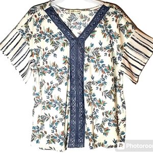 All in Love women's large floral print laced trim pullover blouse. 3082